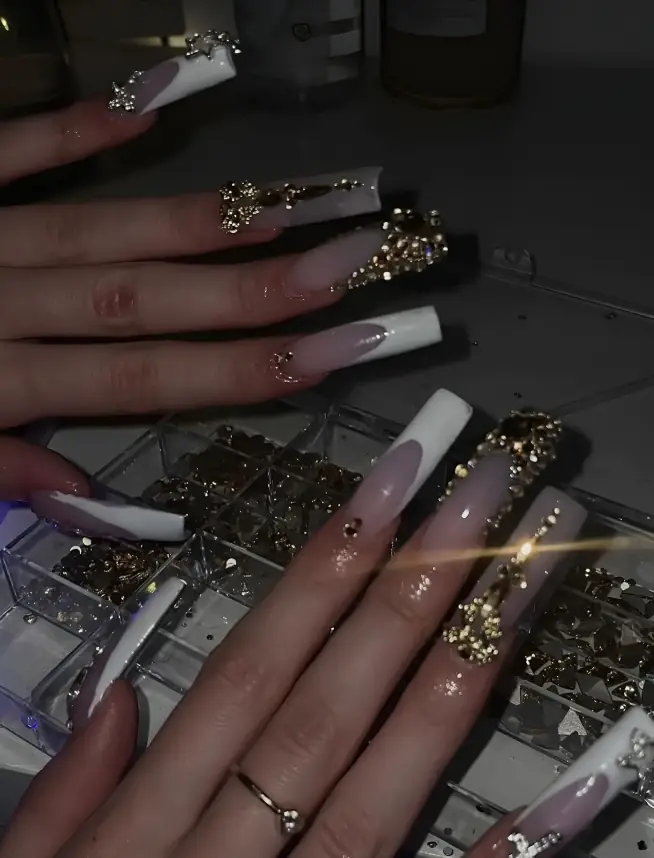 Nail art by nailedbyenii, photo 2